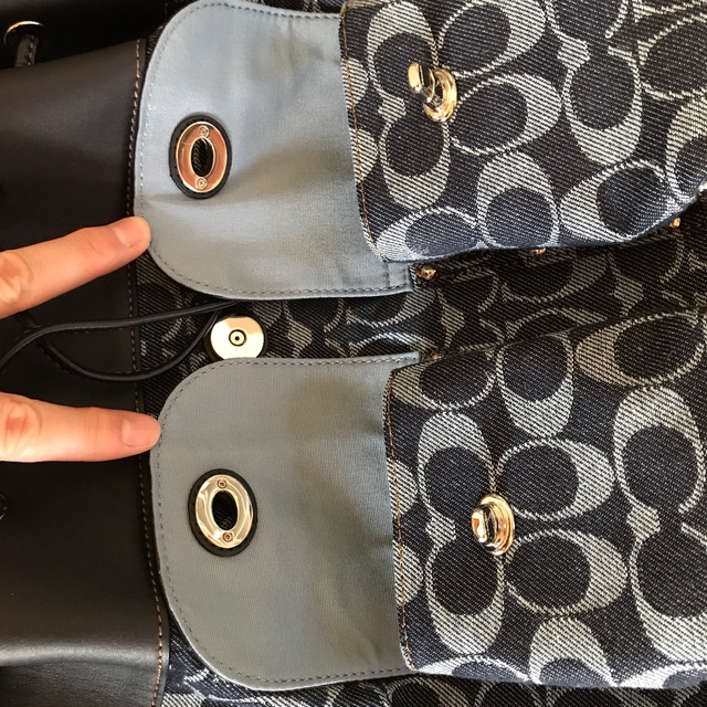 COACH(コーチ)のCOACH(コーチ)  リュック　デニム　試着のみ レディースのバッグ(リュック/バックパック)の商品写真