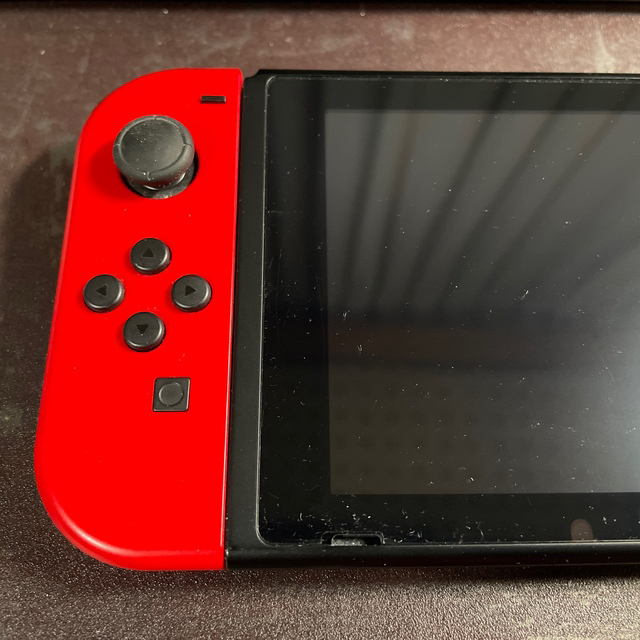 Nintendo Switch(ニンテンドースイッチ)のNintendo Switch スーパーマリオ オデッセイセット ＊ソフトなし エンタメ/ホビーのゲームソフト/ゲーム機本体(家庭用ゲーム機本体)の商品写真