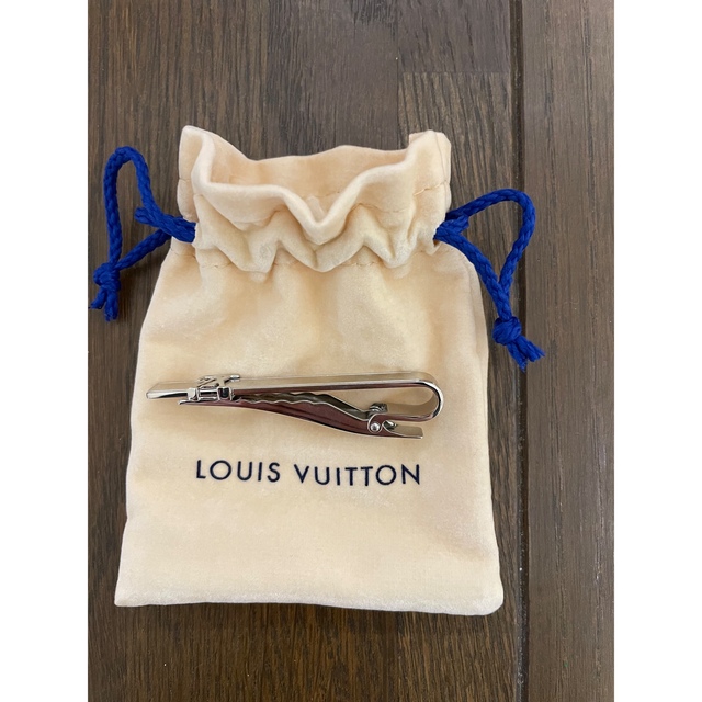 LOUIS VUITTON(ルイヴィトン)のネクタイピン メンズのファッション小物(ネクタイピン)の商品写真