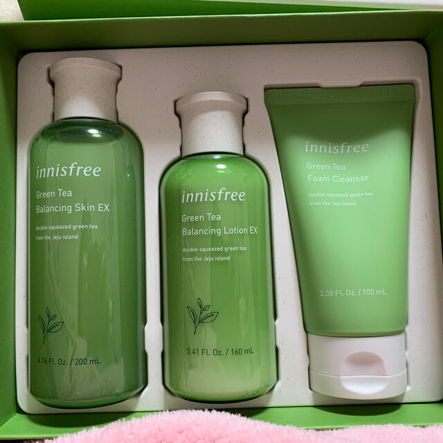 Innisfree(イニスフリー)のイニスフリー　グリーンティー　バランシング　スキンケアセット コスメ/美容のキット/セット(サンプル/トライアルキット)の商品写真