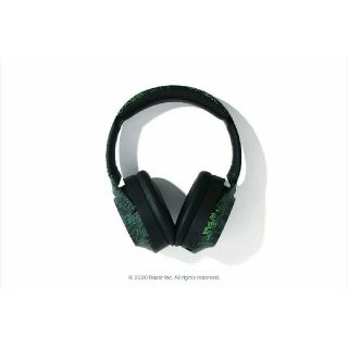 アベイシングエイプ(A BATHING APE)の【 BAPE X RAZER 】NEON CAMO HEADSET(ヘッドフォン/イヤフォン)