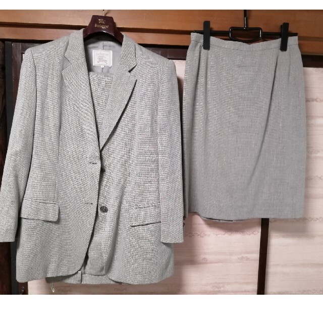BURBERRY - 【バーバリー】ジャケット、パンツ、スカート 3点セットの
