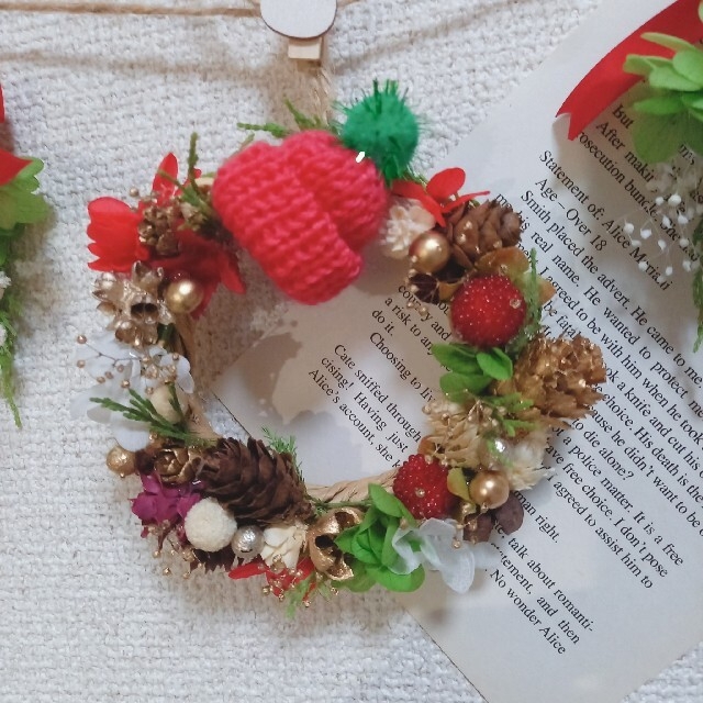 木の実のミニリースと優しいお花の∘☃*クリスマスガーランド ハンドメイドのパーティー(ガーランド)の商品写真