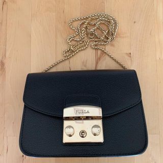 フルラ(Furla)のFURLA黒メトロポリス(ショルダーバッグ)