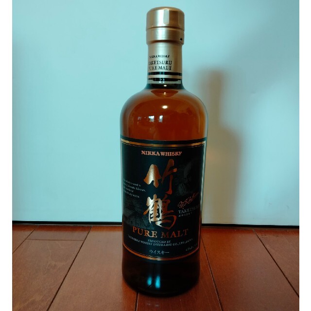 ニッカウヰスキー(ニッカウイスキー)の竹鶴ピュアモルト700ml 43度　ブラックラベル(旧ラベル) 食品/飲料/酒の酒(ウイスキー)の商品写真