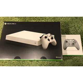 エックスボックス(Xbox)のXbox One X ホワイト スペシャル エディション 1TB(家庭用ゲーム機本体)