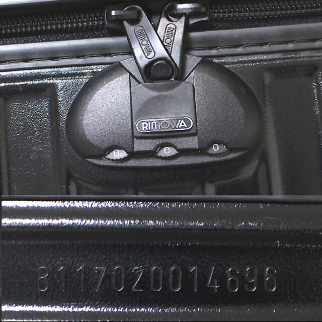 RIMOWA - RIMOWA リモワ サルサ 2輪スーツケース ブラック 82L の通販 ...