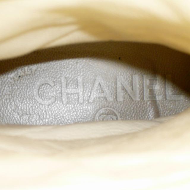 CHANEL(シャネル)のCHANEL(シャネル) ブーツ レディース - レディースの靴/シューズ(ブーツ)の商品写真