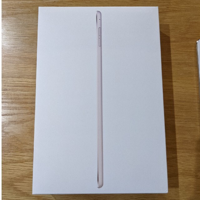 iPad(アイパッド)のiPad mini4 128GB ゴールド Wi-Fiセルラー 超美品 スマホ/家電/カメラのPC/タブレット(タブレット)の商品写真