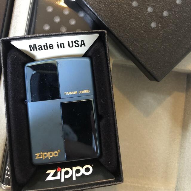 ZIPPO(ジッポー)のZIPPO オイルセット付き メンズのファッション小物(タバコグッズ)の商品写真