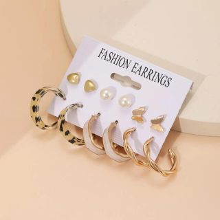 新品ピアス ６種セット(ピアス)