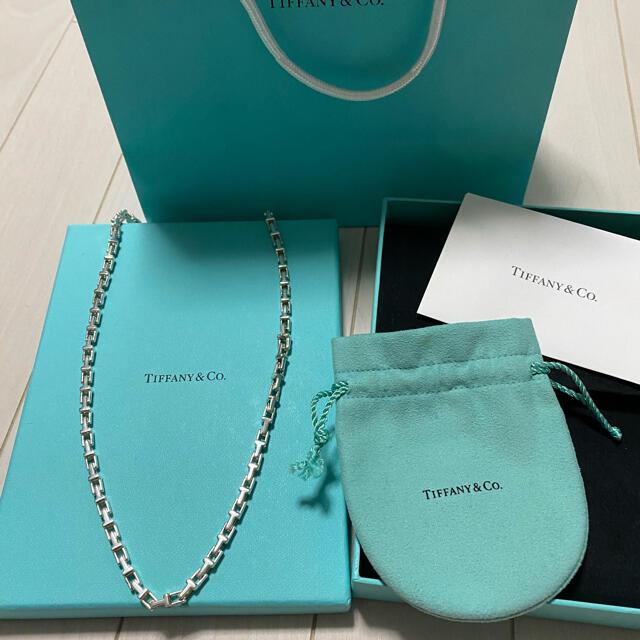 贈り物 Tiffany ネックレス Tチェーン Tiffany - Co. & ネックレス