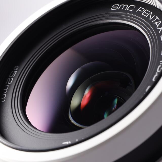 PENTAX(ペンタックス)の⭐️ちょと差がつく可愛いホワイトボディ一眼レフ⭐️ペンタックスk-r スマホ/家電/カメラのカメラ(デジタル一眼)の商品写真