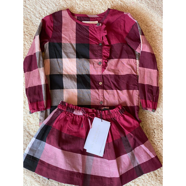 BURBERRY(バーバリー)のバーバリー2点セット キッズ/ベビー/マタニティのベビー服(~85cm)(シャツ/カットソー)の商品写真