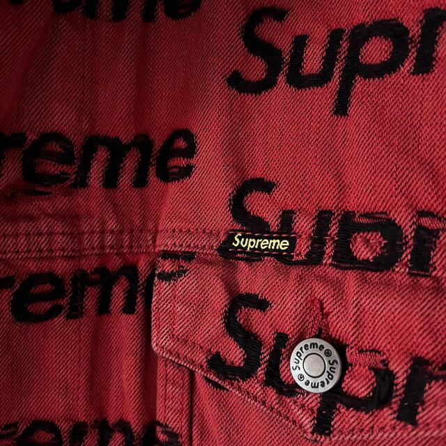 Supreme(シュプリーム)の ★ XL ★ supreme frayed logos denim ☆red メンズのジャケット/アウター(Gジャン/デニムジャケット)の商品写真