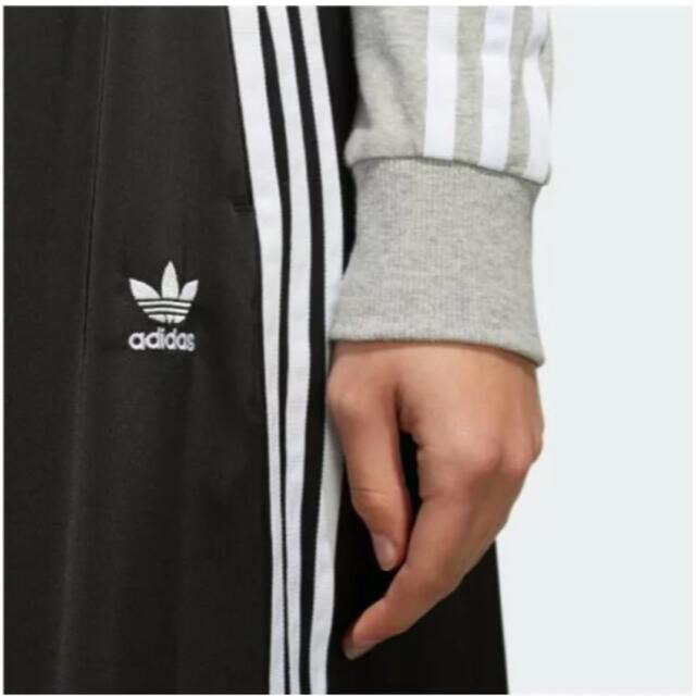 adidas(アディダス)の【新品】adidas アディダス ロング サテン スカート レディースのスカート(ロングスカート)の商品写真