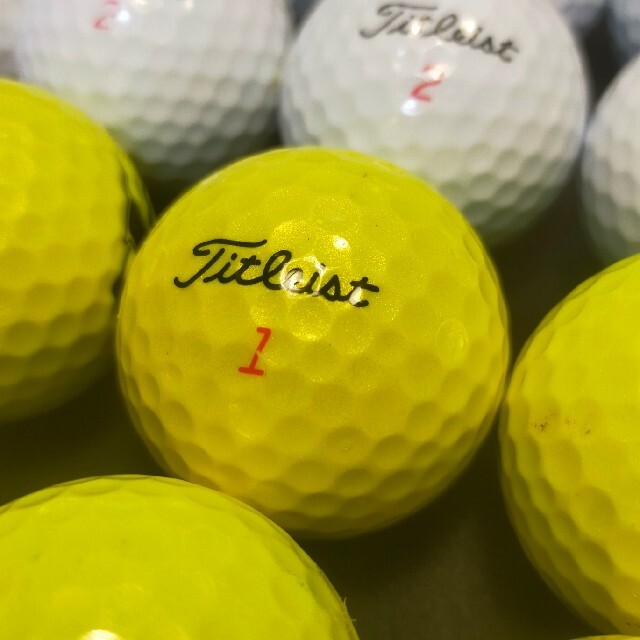 Titleist(タイトリスト)のDTトゥルーソフト 24球 タイトリスト ロストボール ゴルフボール スポーツ/アウトドアのゴルフ(その他)の商品写真