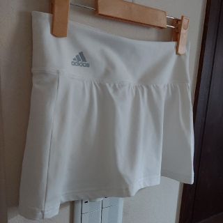 アディダス(adidas)のスコート　adidas　Msize(ウェア)