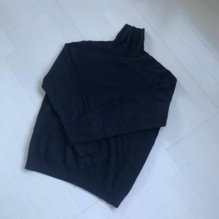 ユニクロ(UNIQLO)のユニクロ　メンズ　カシミヤ　タートルネックセーター(ニット/セーター)