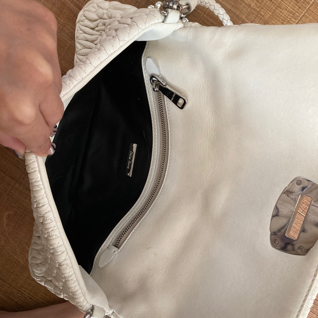 miumiu(ミュウミュウ)のmiumiu 鞄　ショルダーバッグ　クラッチバック レディースのバッグ(ショルダーバッグ)の商品写真