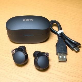 ソニー(SONY)の美品■SONY WF-1000XM4 ブラック 完全ワイヤレスイヤホン(ヘッドフォン/イヤフォン)