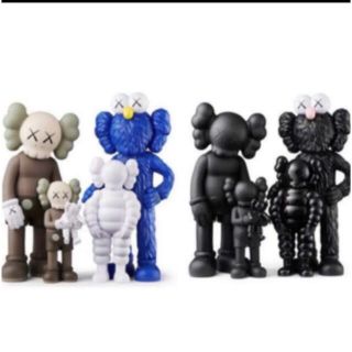 KAWS FAMILY  BROWN//BLUE/WHITE  セット(その他)