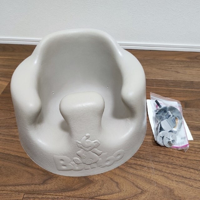 Bumbo(バンボ)のBumbo バンボ ベビーソファ キッズ/ベビー/マタニティのキッズ/ベビー/マタニティ その他(その他)の商品写真