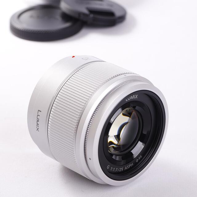 Panasonic(パナソニック)の背景をうっとりボカしたい時は、コレ！★LUMIX G 25mm F1.7 スマホ/家電/カメラのカメラ(レンズ(単焦点))の商品写真