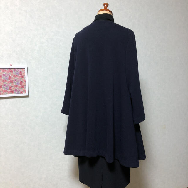 YARRA(ヤラ)のYARRA ヤラ Aラインコート ロングコート上品 濃紺 レディースのジャケット/アウター(ロングコート)の商品写真