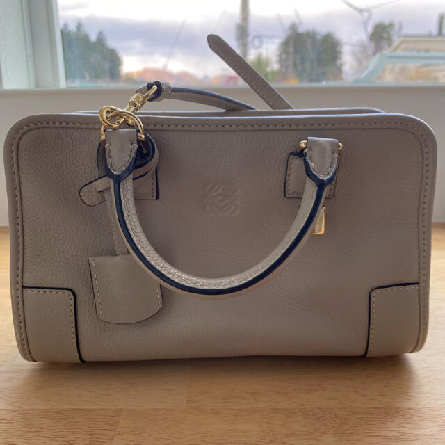 超人気 LOEWE - 【LOEWE】アマソナ23 サンドベージュ ショルダーバッグ
