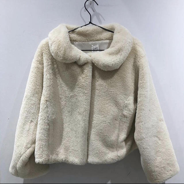 le.ema sygne fur coat 💕 レディースのジャケット/アウター(毛皮/ファーコート)の商品写真