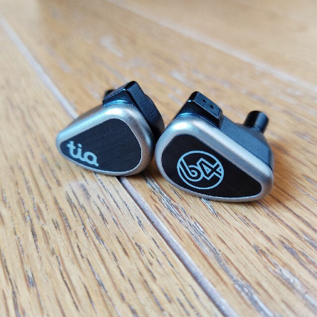 64audio tia trio