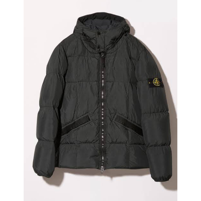 STONE ISLAND(ストーンアイランド)のストーンアイランド　ダウン メンズのジャケット/アウター(ダウンジャケット)の商品写真