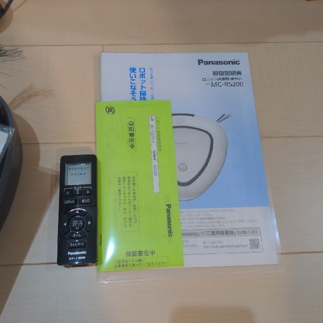 Panasonic(パナソニック)のルーロ Panasonic MC-RS200-K 新品ブラシ、箱付 スマホ/家電/カメラの生活家電(掃除機)の商品写真