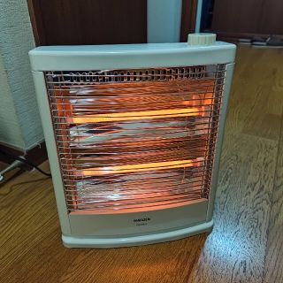 ヤマゼン(山善)の山善　エレクトリックヒーター　電気ストーブ YAMAZEN DS-D083(W)(電気ヒーター)