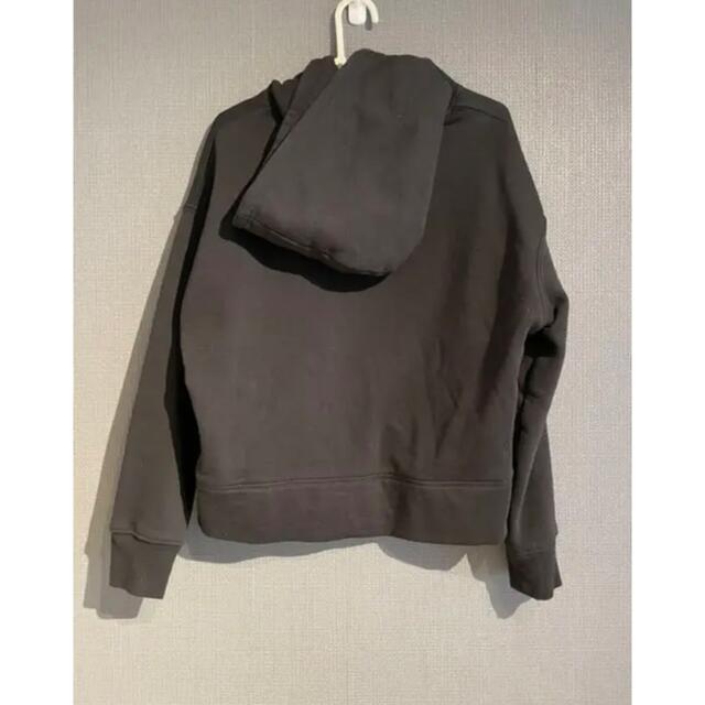 ZARA(ザラ)の【値下げ】ZARA パーカー　黒　ブラック レディースのトップス(パーカー)の商品写真