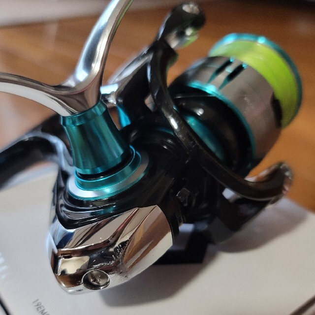 エメラルダス LT 2500S-H-DH ダイワ エメラルダス LT 2500S-H-DH ダイワ