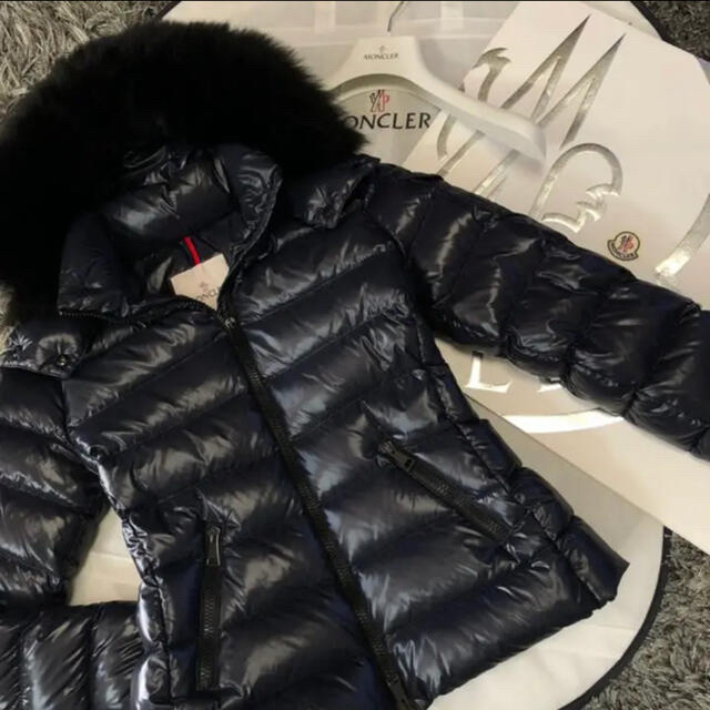 きました MONCLER BADYFURの通販 by さやちゃん's shop｜モンクレール ...