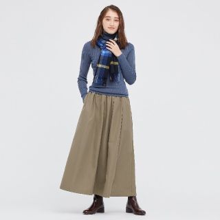 ユニクロ(UNIQLO)の【新品】UNIQLO　ユニクロボリュームロングスカート　Sサイズ(ロングスカート)