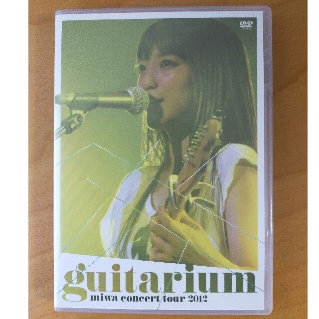 miwa　concert　tour　2012　“guitarium”（初回生産限 エンタメ/ホビーのDVD/ブルーレイ(ミュージック)の商品写真