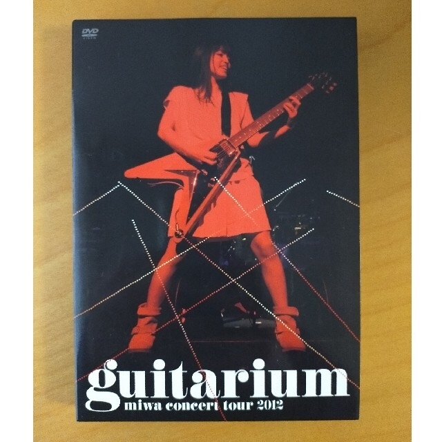 miwa　concert　tour　2012　“guitarium”（初回生産限 エンタメ/ホビーのDVD/ブルーレイ(ミュージック)の商品写真