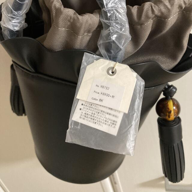 フリルバケツバッグ  ブラック レディースのバッグ(ショルダーバッグ)の商品写真