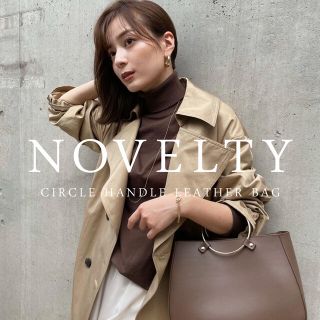 ノーブル(Noble)のanuans ノベルティ　CIRCLE HANDLE LEATHER BAG(ハンドバッグ)