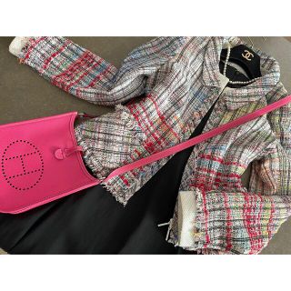 René(ナイロン ・ ノーカラージャケット)のフリマアイテム一覧 René(ナイロン ・ ノーカラージャケット)のフリマアイテム一覧