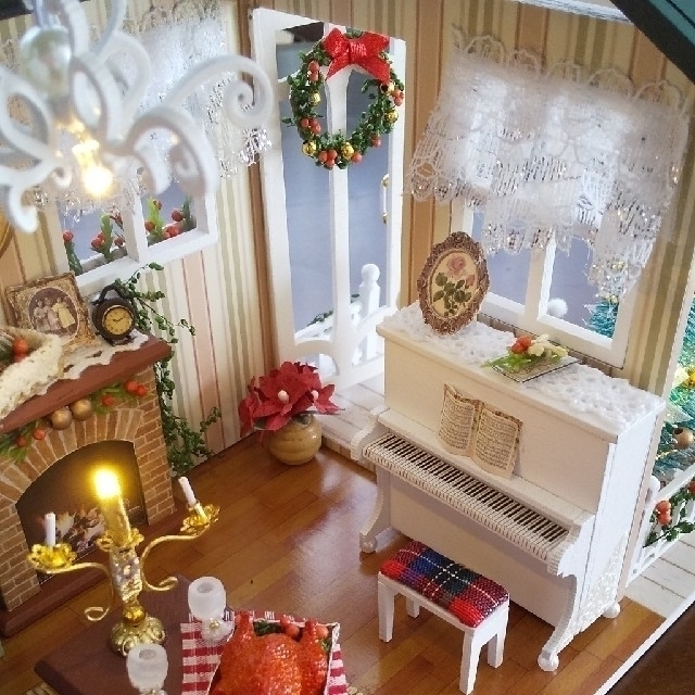 **お値下げ中**クリスマスドールハウス 完成品 ツリー  雪だるま プレゼント