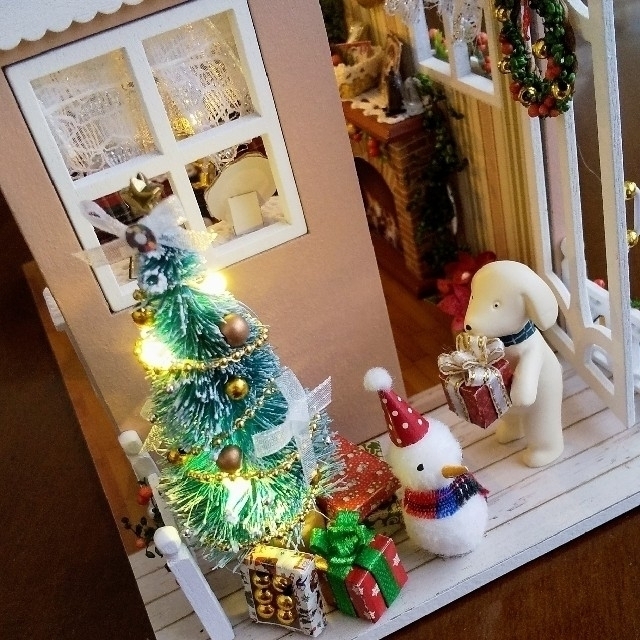 **お値下げ中**クリスマスドールハウス 完成品 ツリー  雪だるま プレゼント