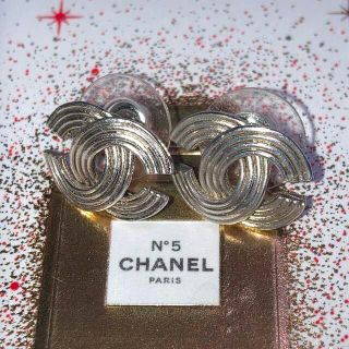 シャネル(CHANEL)のシャネル CHANELピアス シルバー 両耳(ピアス(両耳用))