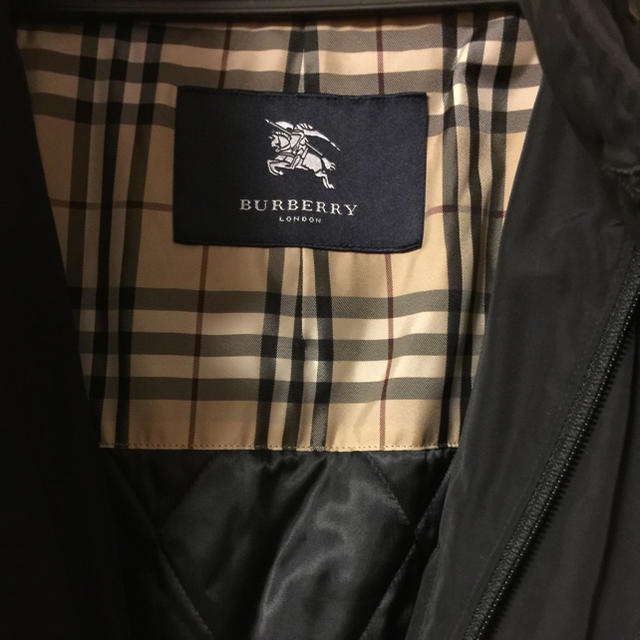 BURBERRY - バーバリーロンドン☆メンズハーフコート☆定価10万 BURBERRY - バーバリーロンドン☆メンズハーフコート☆定価10万
