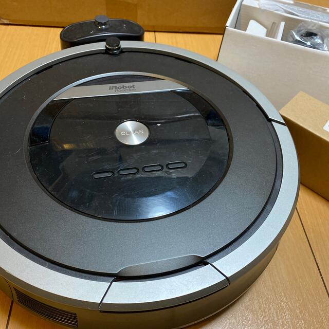 iRobot(アイロボット)のそろそろ値下戻します(予備バッテリー付)ルンバiRobot Roomba 870 スマホ/家電/カメラの生活家電(掃除機)の商品写真