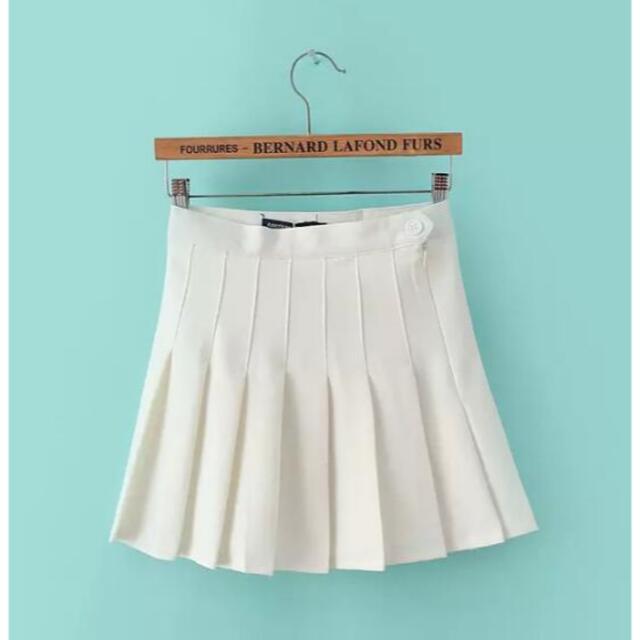 [新品]グレーXS ミニスカート　パンツ付き　プリーツスカート 韓国 レディースのスカート(ミニスカート)の商品写真